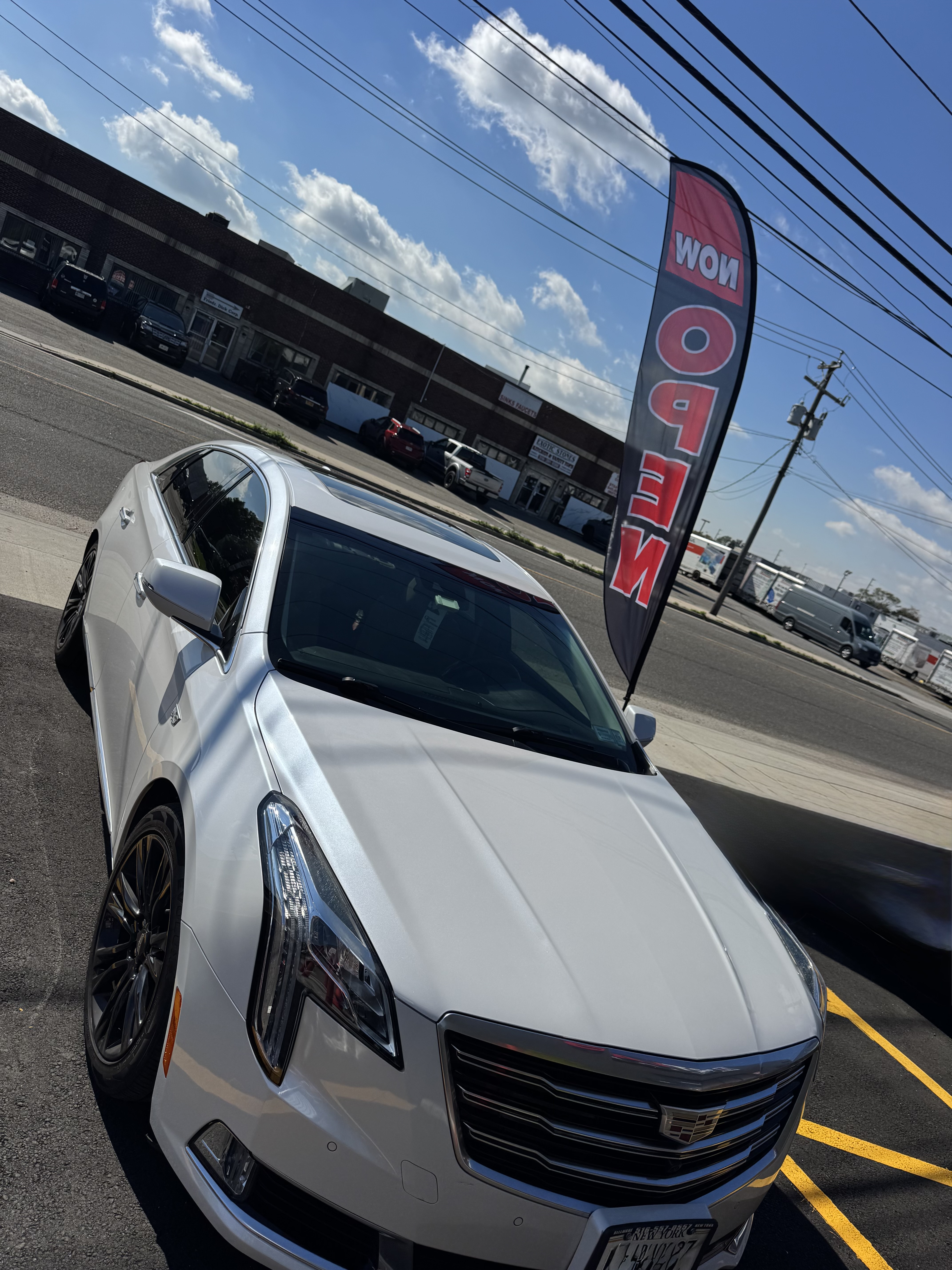 Used 2019 Cadillac XTS Luxury w/ Driver Awareness Package AWD/4WD image 4