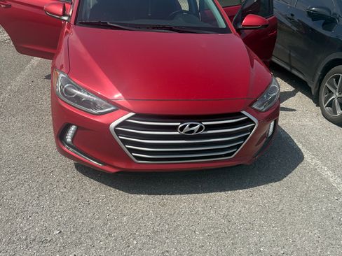 Used 2018 Hyundai Elantra Value Edition FWD image 2