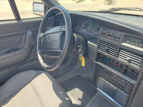 Used 1992 Mercury Capri XR2 image 13