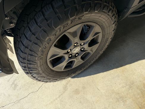 Used 2025 Lexus GX 550 image 9