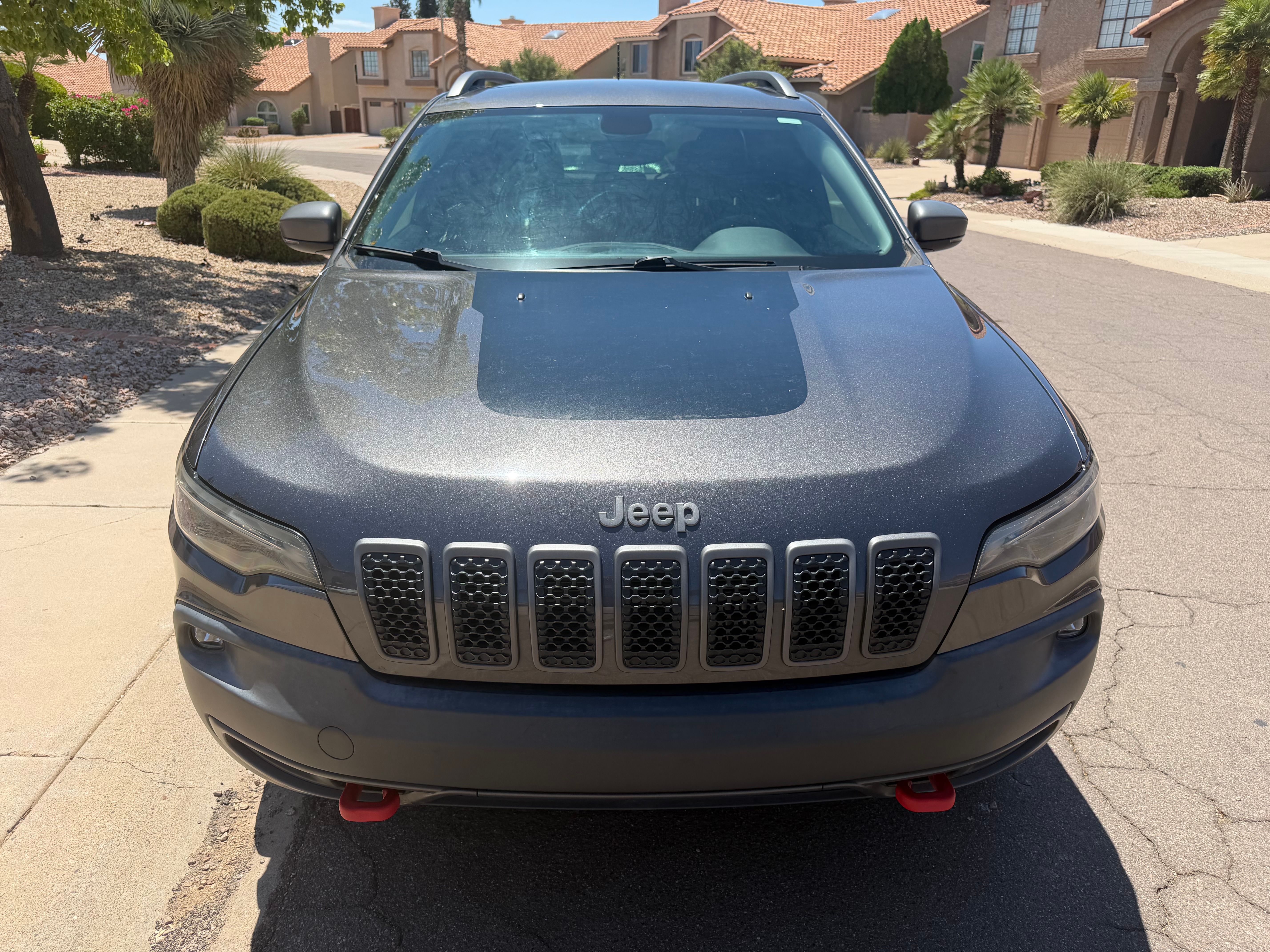 Used 2020 Jeep Cherokee Trailhawk w/ Comfort/Convenience Group AWD/4WD image 1