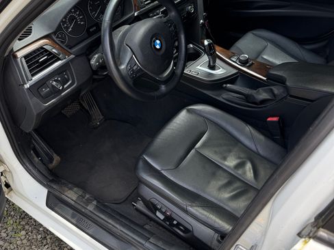 Used 2014 BMW 328i xDrive Sedan AWD/4WD image 6