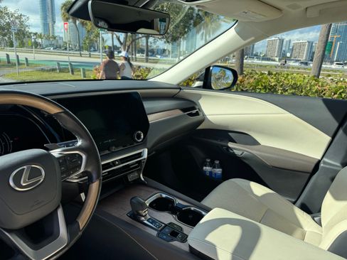 Used 2023 Lexus RX 350 Premium Plus w/ Cold Area Package image 12