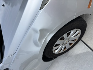 Used 2011 Chevrolet Cruze LS FWD image 12