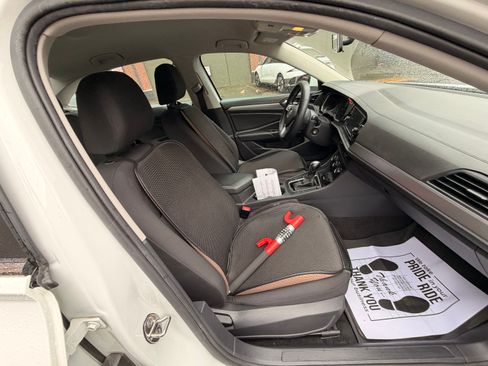 Used 2019 Volkswagen Jetta S w/ Driver Assistance Package FWD image 6
