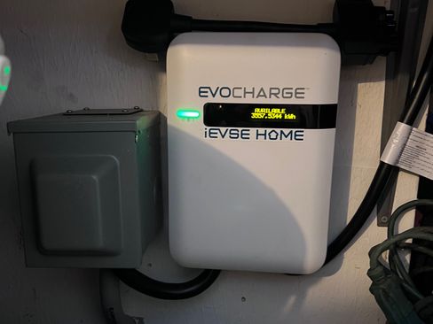 Used 2021 Tesla Model X Long Range image 12