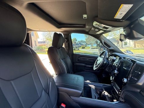 Used 2024 RAM 3500 Limited image 14