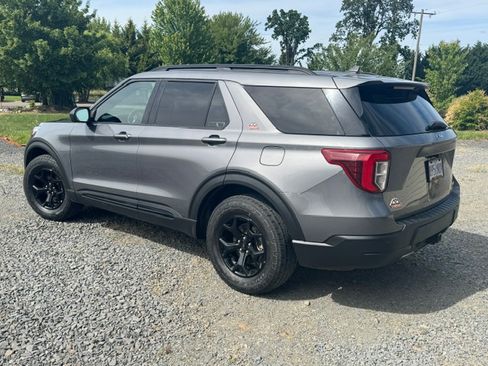 Used 2022 Ford Explorer Timberline AWD/4WD image 4