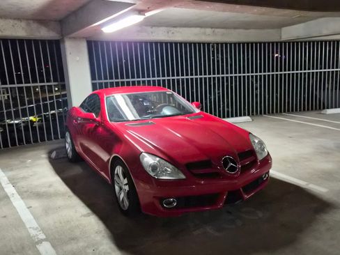 Used 2009 Mercedes-Benz SLK 350 image 8