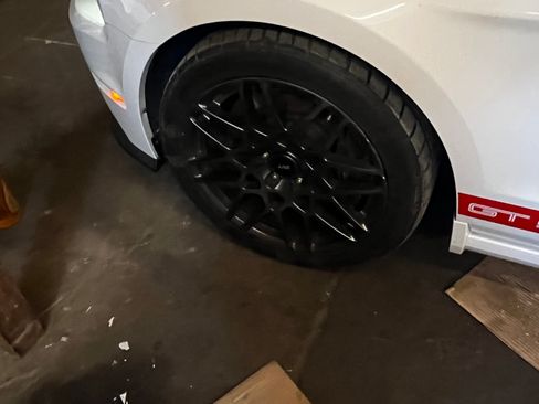 Used 2013 Ford Mustang Shelby GT500 image 10