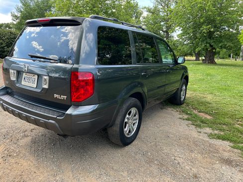 Used 2004 Honda Pilot EX image 11