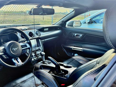 Used 2018 Ford Mustang Premium w/ Equipment Group 201A image 4