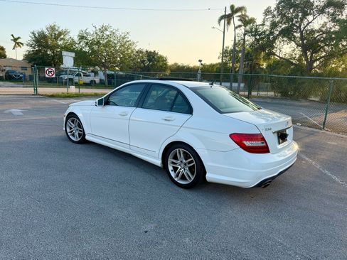 Used 2014 Mercedes-Benz C 250 Sedan image 2