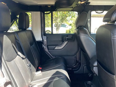 Used 2016 Jeep Wrangler Unlimited Sport w/ Quick Order Package 24S image 13