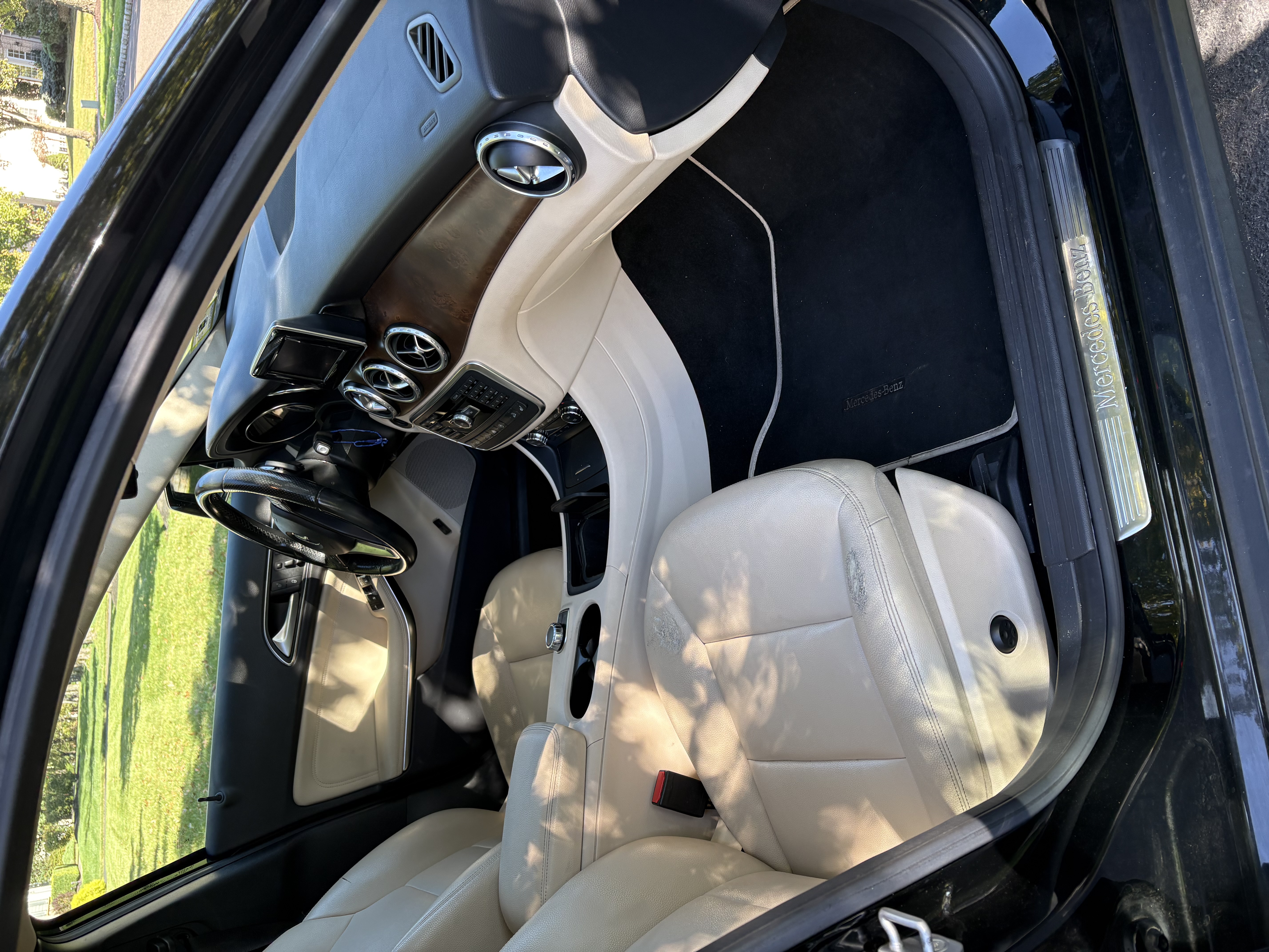 Used 2015 Mercedes-Benz GLA 250 4MATIC image 13
