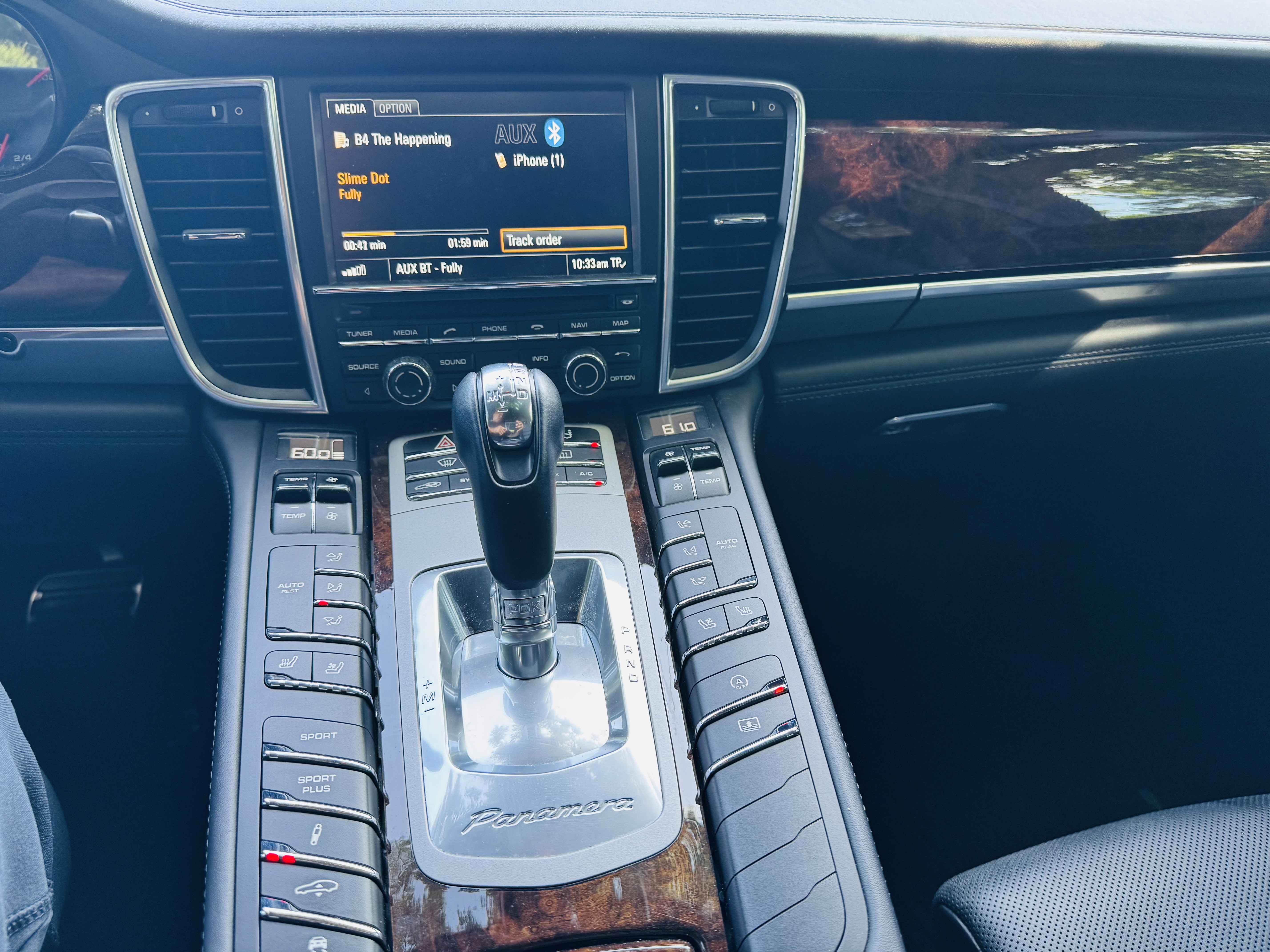 Used 2014 Porsche Panamera Turbo Executive AWD/4WD image 16