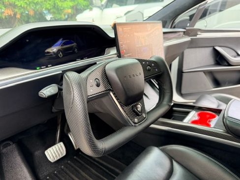 Used 2022 Tesla Model X Plaid AWD/4WD image 15