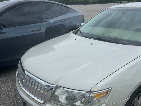 Used 2007 Lincoln MKZ image 10