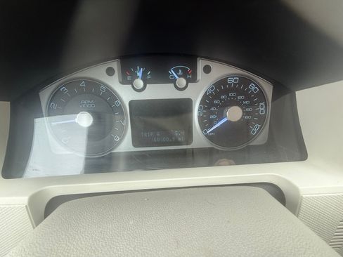 Used 2011 Mercury Mariner 2WD w/ 101A Rapid Spec Order Code image 17