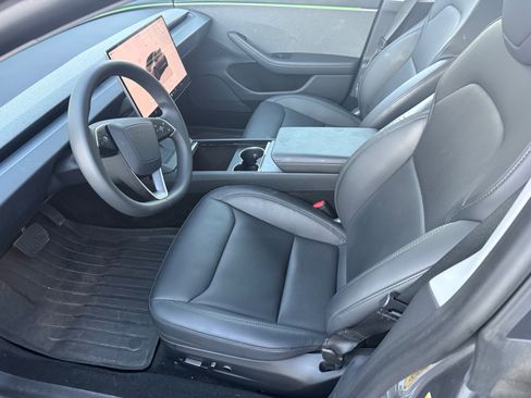 Used 2025 Tesla Model 3 Long Range image 14