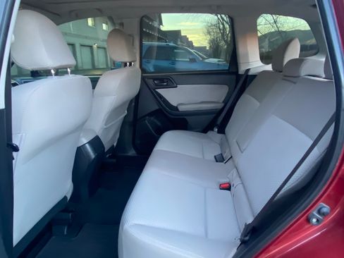 Used 2016 Subaru Forester 2.5i Premium image 9