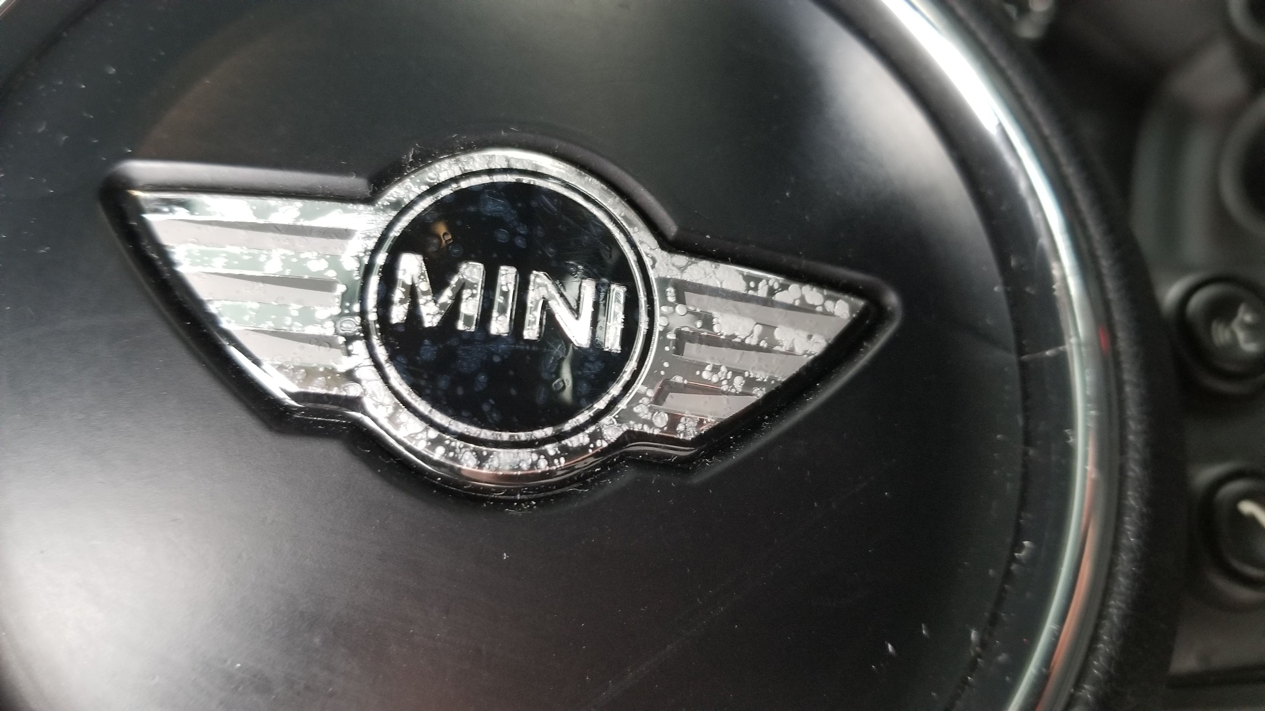 Used 2015 MINI Cooper 4-Door Hardtop FWD image 19