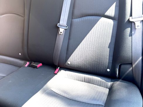 Used 2015 MAZDA MAZDA3 i Sport image 14