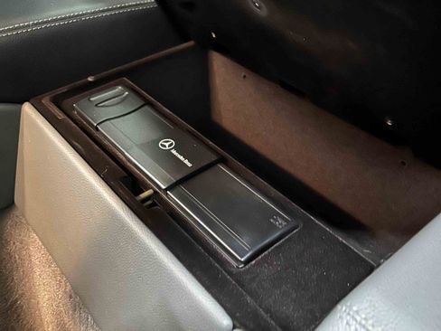 Used 2005 Mercedes-Benz SL 55 AMG image 28