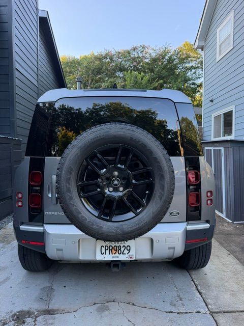 Used 2020 Land Rover Defender 110 S AWD/4WD image 14