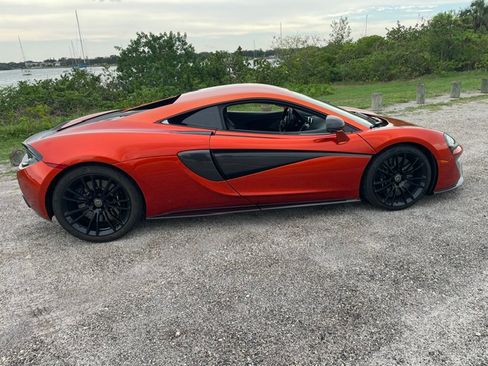 Used 2017 McLaren 570S Coupe RWD image 9