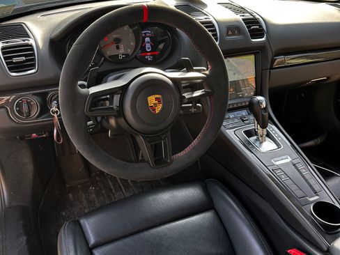 Used 2014 Porsche Cayman S image 9