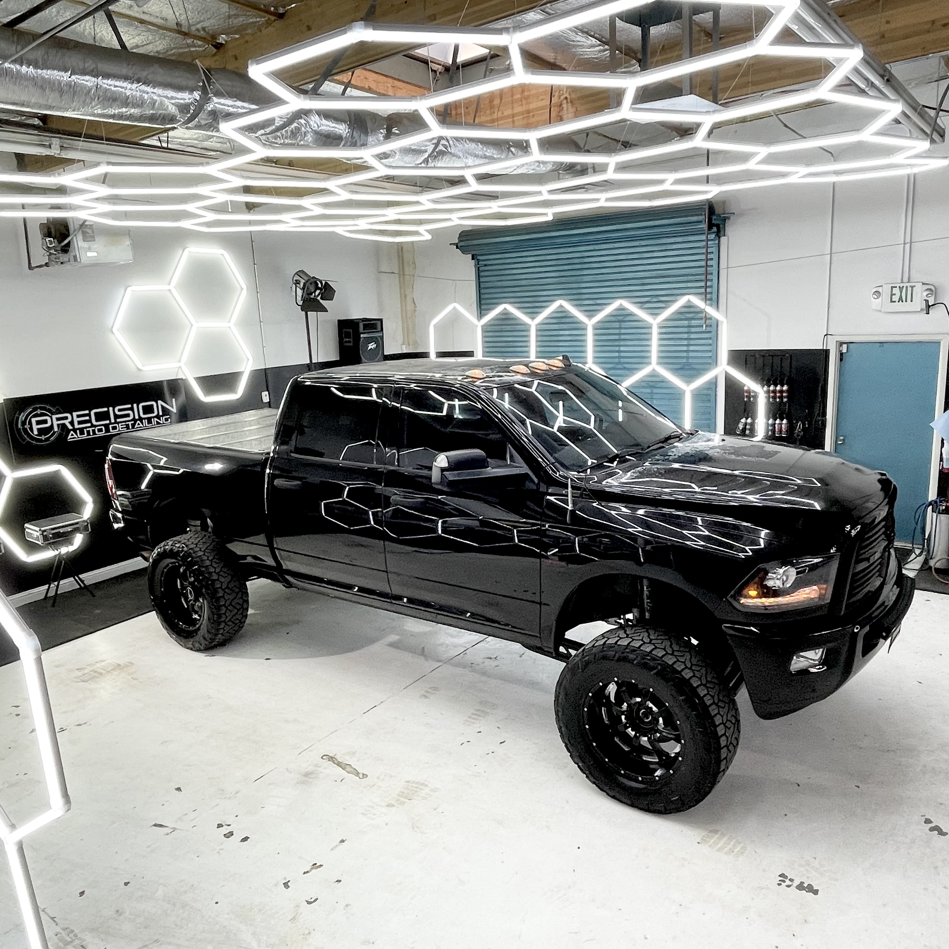 Used 2014 RAM 2500 Big Horn AWD/4WD image 1