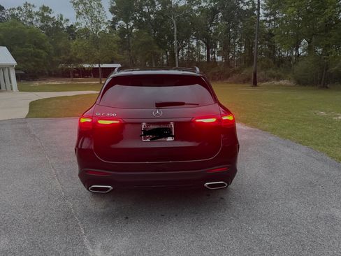 Used 2024 Mercedes-Benz GLC 300 image 6