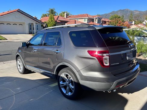 Used 2015 Ford Explorer Limited image 4