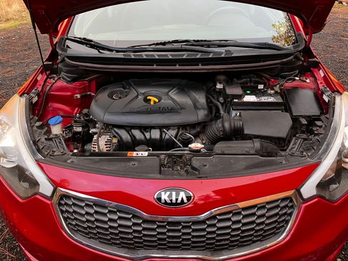 Used 2016 Kia Forte LX w/ LX Popular Plus Package image 24