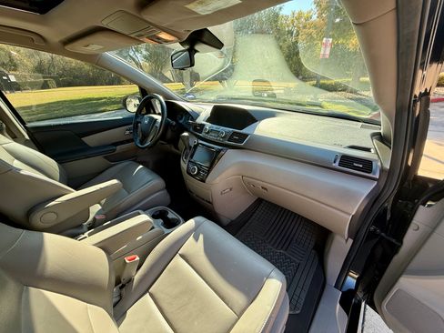 Used 2014 Honda Odyssey EX-L image 14