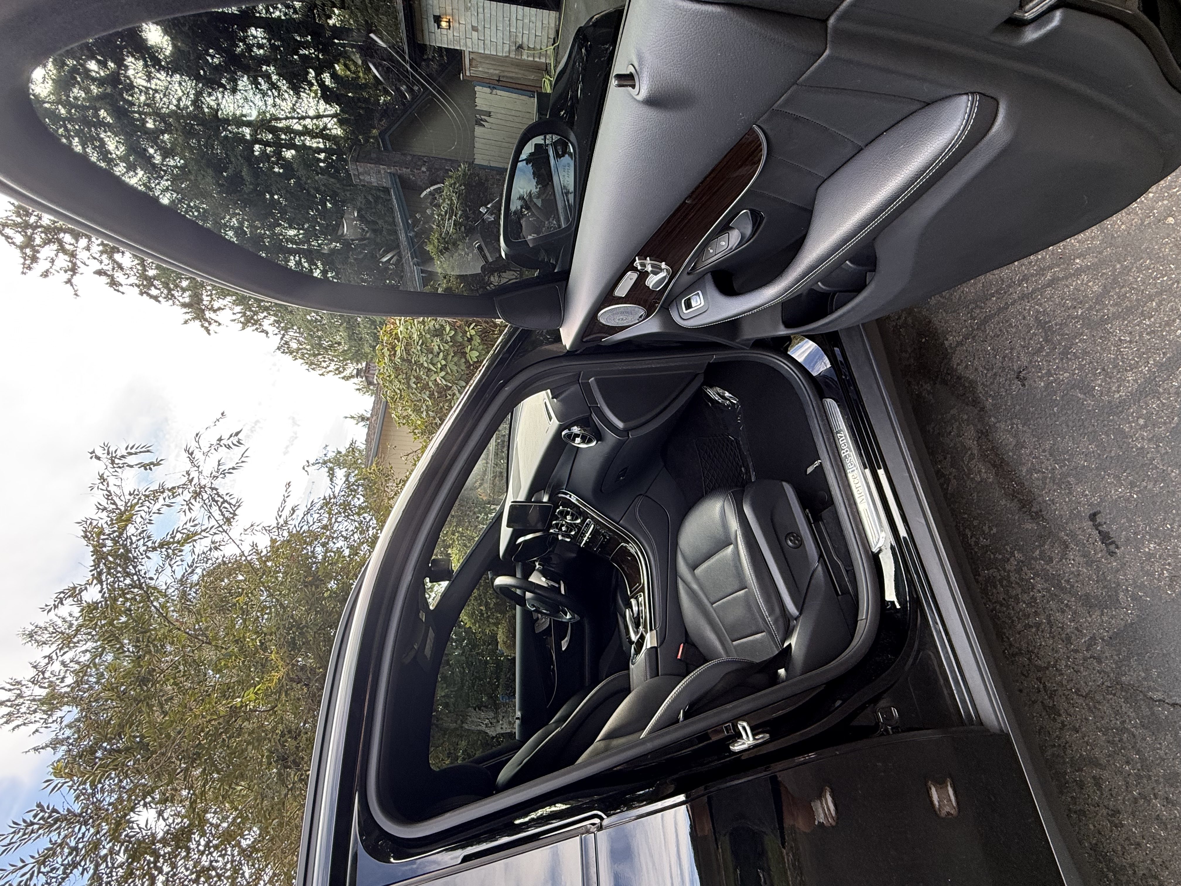 Used 2019 Mercedes-Benz GLC 300 4MATIC image 15
