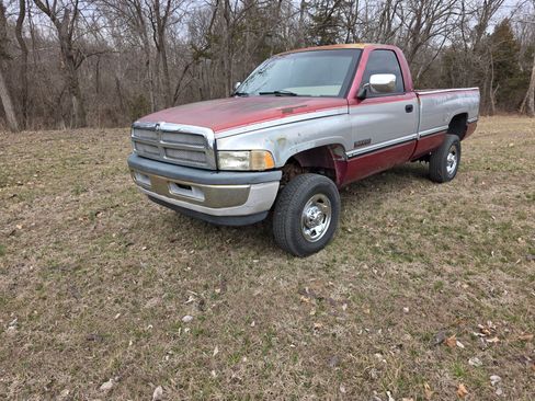 Used 1996 Dodge Ram 2500 Truck 4x4 Regular Cab image 5