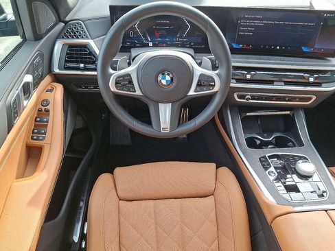 Used 2026 BMW X7 xDrive40i w/ M Sport Package AWD/4WD image 12