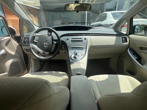 Used 2010 Toyota Prius Five FWD image 10