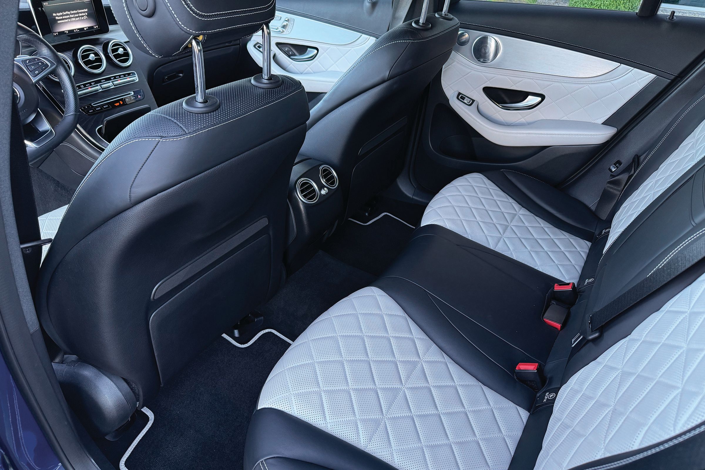 Used 2018 Mercedes-Benz GLC 300 4MATIC Coupe image 10