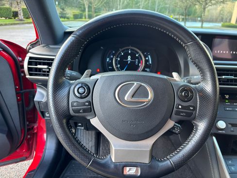 Used 2016 Lexus IS 350 image 25