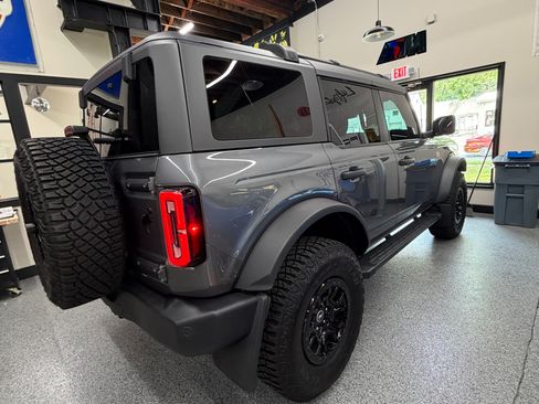 Used 2023 Ford Bronco Wildtrak AWD/4WD image 9