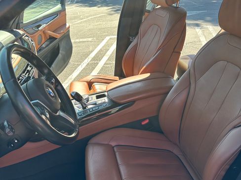 Used 2018 BMW X5 xDrive40e image 19