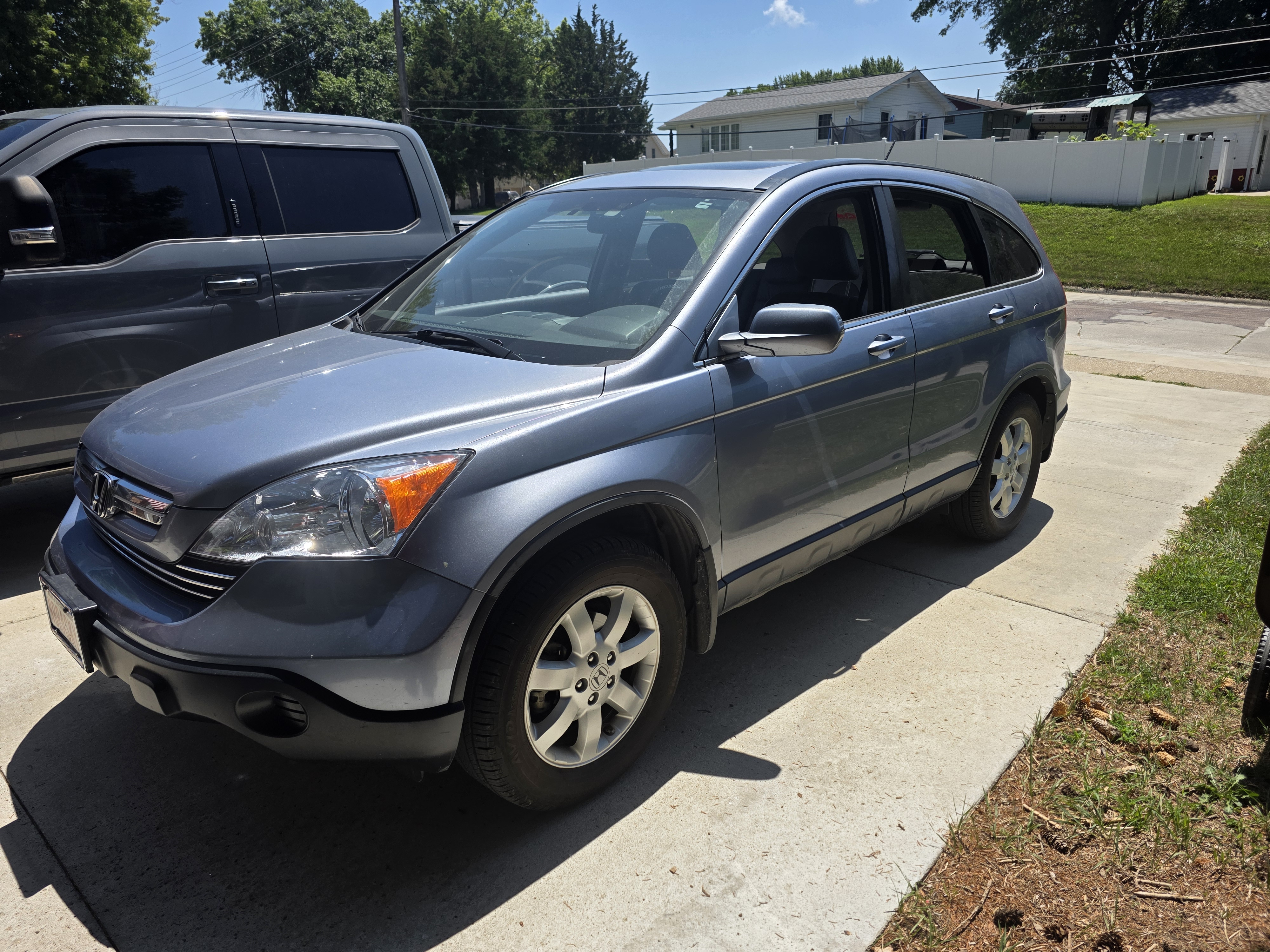 Used 2008 Honda CR-V EX-L image 2