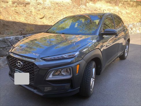 Used 2020 Hyundai Kona SE image 2