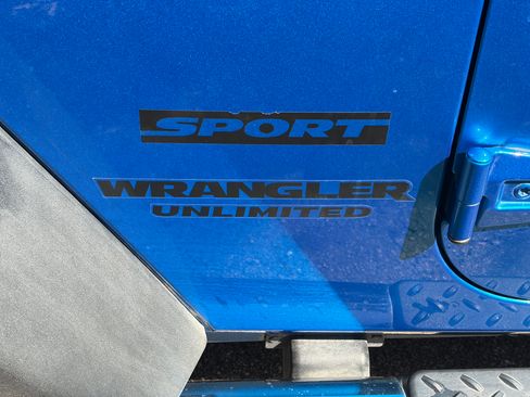 Used 2015 Jeep Wrangler Unlimited Sport w/ Quick Order Package 24S image 25