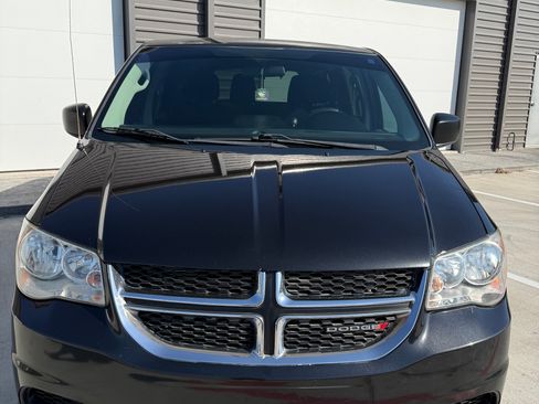 Used 2016 Dodge Grand Caravan SE w/ Quick Order Package 29E SE image 10