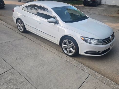 Used 2013 Volkswagen CC Sport Plus FWD image 2