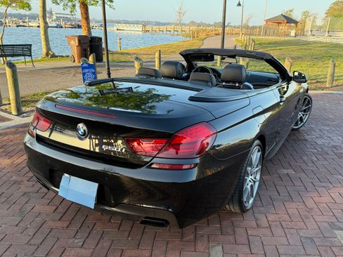 Used 2017 BMW 650i Convertible image 8